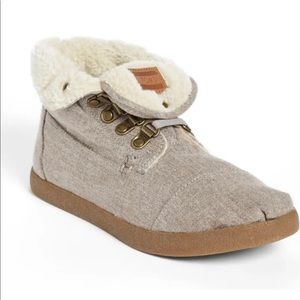 TOMS High Botas Fleece Boots